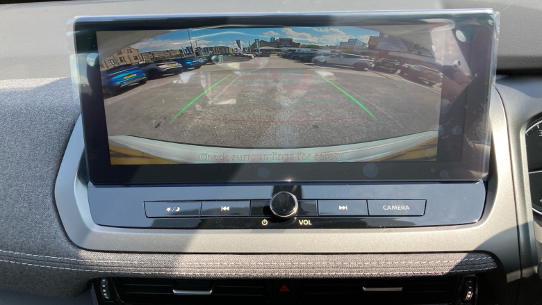 Nissan Qashqai 1.3 DiG-T MH Acenta Premium 5dr Petrol Hatchback